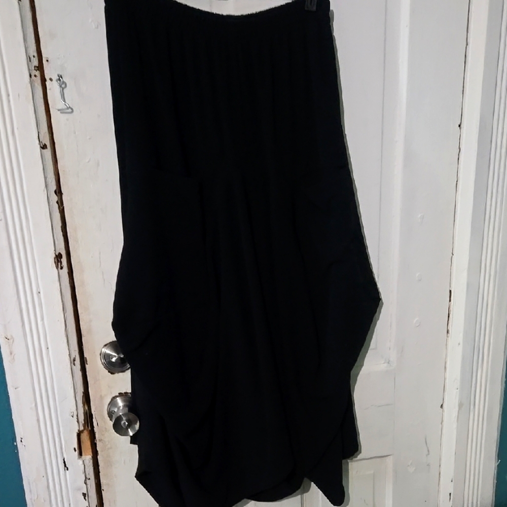 Elegant Black Women's Skirt